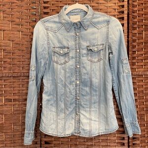 Forever 21 Women, Snap buttons, Cowgirl Country, Western, Boho, Y2K, Size XS.